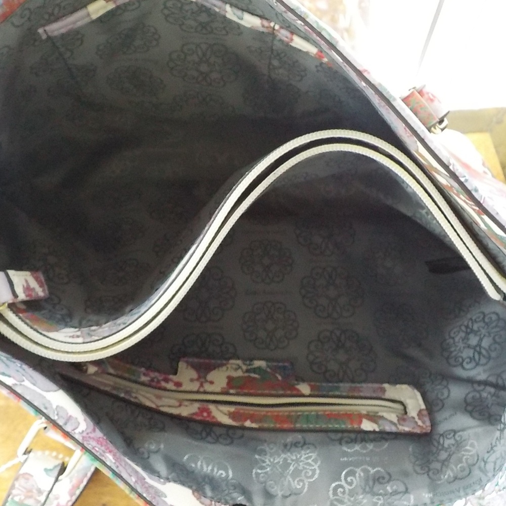 NWOT Tote Bag/ Wallet - Picture 8 of 13